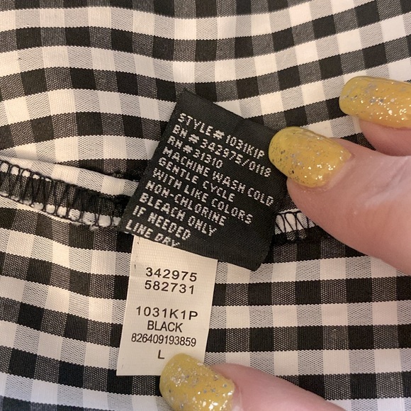 Iz Byer woman’s print off the shoulder back and white 3/4 sleeve cotton top - Picture 11 of 16